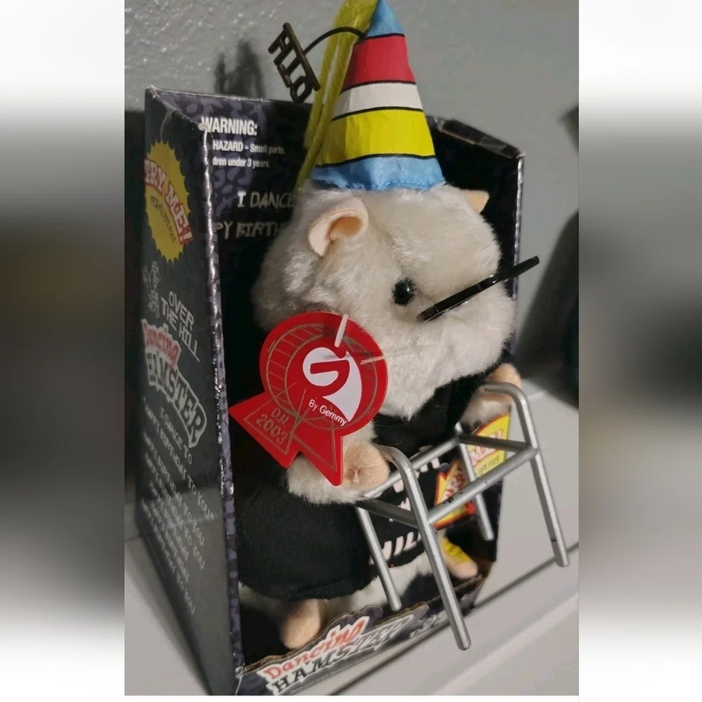 Gemmy Dancing Hamster Over The Hill Birthday Animated Singing (not Tested) 2003